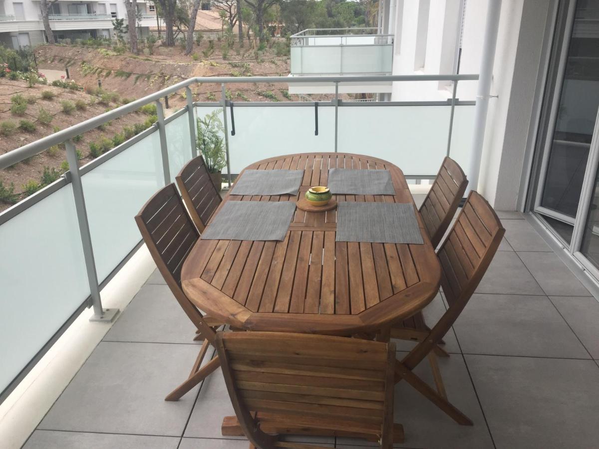 Appartement Neuf Moderne Avec Piscine Puget-sur-Argens Exterior photo